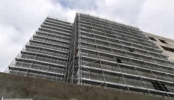 Eşrefpaşa Hastanesi’nin yeni binasında kaba inşaat tamamlandı