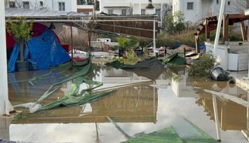 İki saatlik sağanak Bodrum’u vurdu: Maddi hasar büyük
