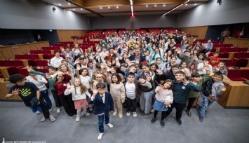İzmir çocuğu merkeze koydu, Türkiye’ye örnek oldu