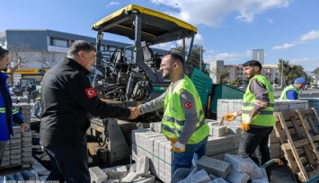 Kent genelinde yol yenileme çalışmaları hız kesmeden devam ediyor
