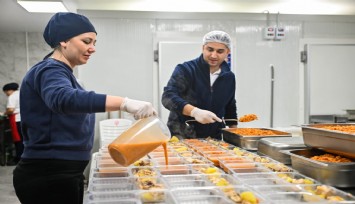 Kent Lokantası’nda dayanışma sofrası büyüyor