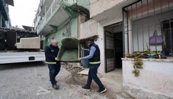 Konak’ta eşya dayanışması: Bağışlar ihtiyaç sahiplerine ulaştırılıyor