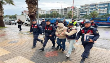 Menderes’te iki kardeşin öldüğü kazada kaçan şüpheli tutuklandı