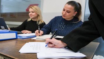 Menemenli gençlere sınavları için 3 milyonluk destek