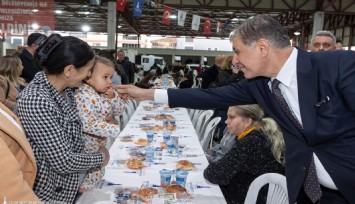 Ramazan bereketi Menderes'te
