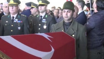 Şehit Pilot Binbaşı İbrahim Bolat İzmir’de son yolculuğuna uğurlandı