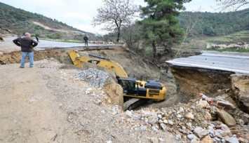 Selçuk - Ortaklar yolu çöktü, yol ulaşıma tamamen kapandı
