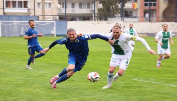 TFF 2. Lig: Menemen FK: 1 - Bursaspor: 3