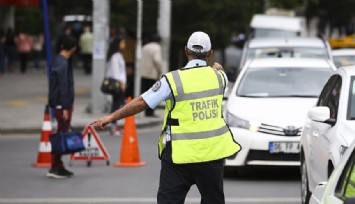 Trafik denetimleri açıklandı: İzmir'de bir haftada 26 bin işlem uygulandı