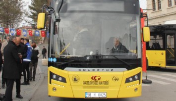 Yılda 3 bin 365 kullanımla, halk otobüsü kullanma rekoru kırdı