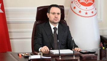 Bakan Gürlek’ten Özel’e sert yanıt: ''Belgeler sahte, son dakika çırpınışları''
