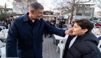 Başkan Tugay: Bayramlıksız çocuk kalmayacak