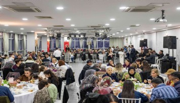 Bornova’da şehit aileleri ve gaziler için anlamlı iftar