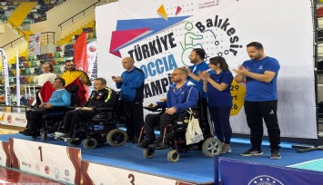 Büyükşehir’in boccia takımı, bronz madalya ile döndü