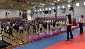 Çiğli’de 8 Mart coşkusu: Kadınlar sanat, spor ve yürüyüşle buluştu