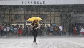 Meteoroloji uyardı: İzmir’de fırtına ve kuvvetli yağış alarmı