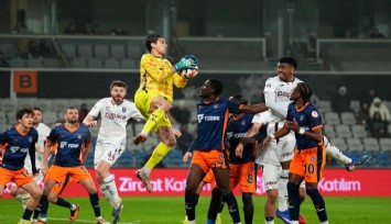 Trabzonspor, Başakşehir'i 4-2 yendi, çeyrek finale yükseldi