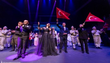Uyan Memet Çanakkale ruhunu sahneye taşıdı