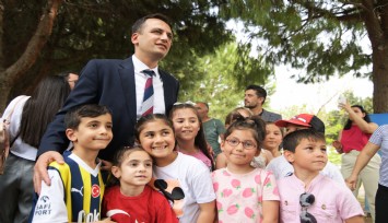 Bornova’da 23 Nisan coşkusu