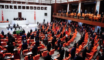 Doğum izni ve sosyal medyaya 15 yaş düzenlemesi TBMM’de kabul edildi