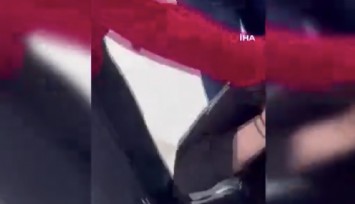 Arnavutköy’de okul çıkışında akran zorbalığı kamerada: Saçından tuttukları kızı tekme tokat darp ettiler