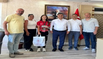 Balkan ikincisi milli sporcu Manisa'da da ödüllendirildi