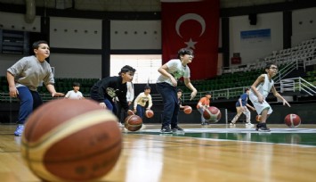 Bornova’da spor dolu bir yaz