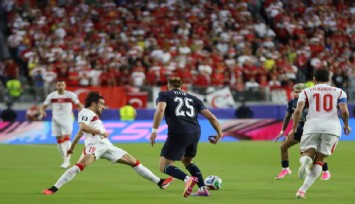 Dünya Kupası'nda tur şansımız kalmadı: A Milliler, Paraguay kilidini açamadı: 0-1