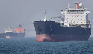 Hürmüz Boğazı'nda yeni kriz: İran'dan tanker trafiğini durdurma kararı