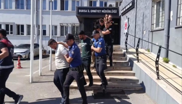 2,5 ay boyunca 'Polisiz' diyerek dolandırdılar, 100 milyonluk vurgunun ardından tatlı ikram ettiler