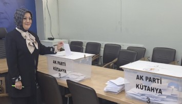 AK Parti Kütahya Merkez İlçe Başkanlığı için temayül yoklaması yapıldı