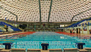 Ege Üniversitesi'nde olimpik standartlarda yüzme deneyimi