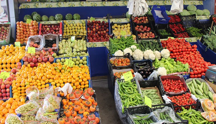 İzmir hal fiyatları belli oldu: Güncel sebze ve meyve fiyatları