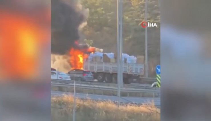 Kuzey Marmara Otoyolu'nda kamyonet alev alev yandı
