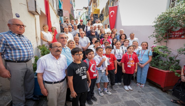 Lozan'ın yıldönümü Konak'ta kutlandı