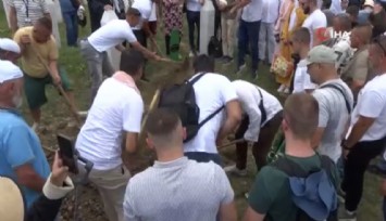 Srebrenitsa Soykırımının 31. yıl dönümü: 10 cenaze daha toprağa verildi