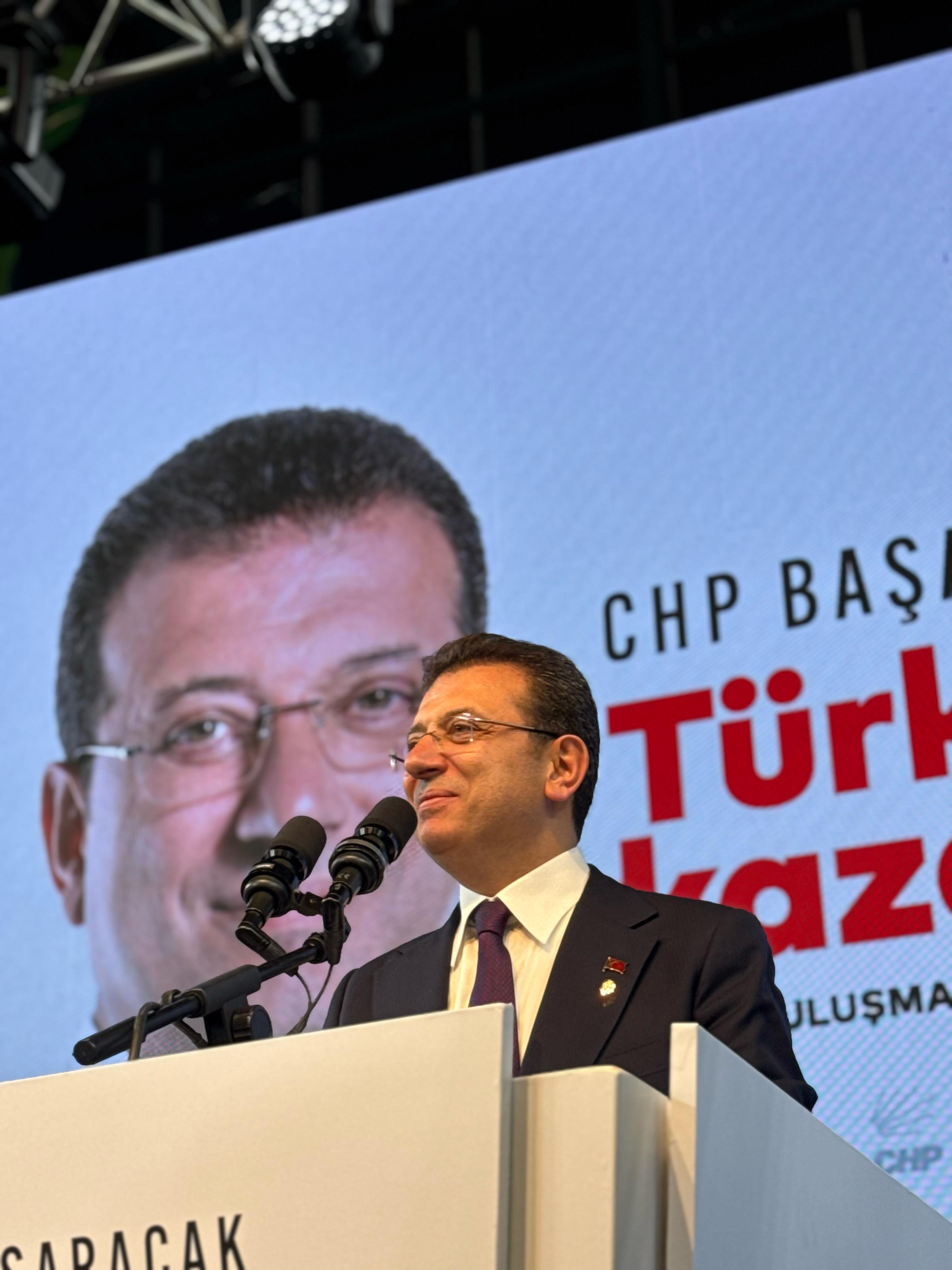 Foto Elanur SARIKAYA